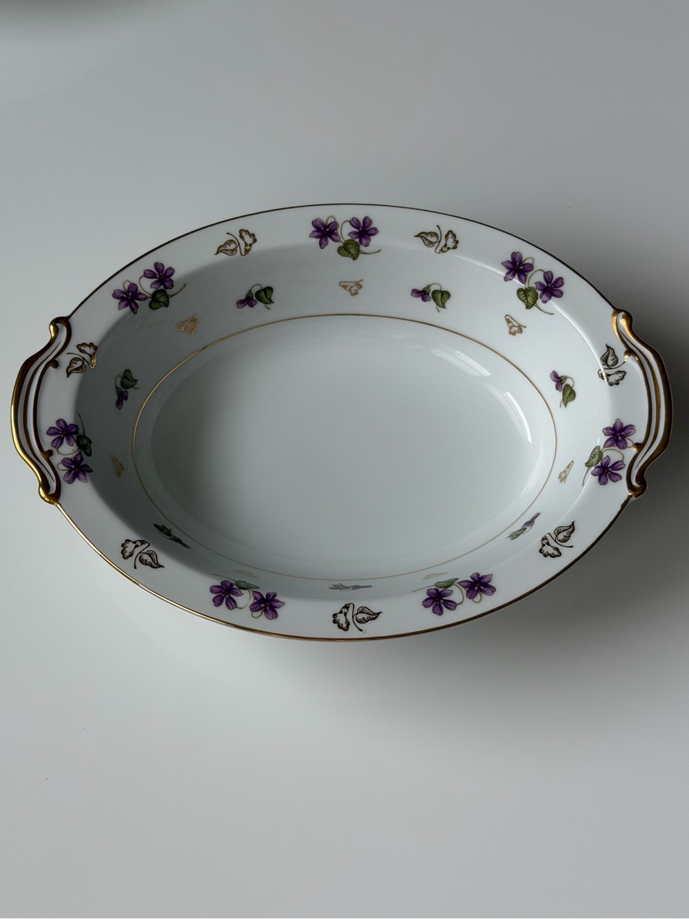 Noritake Avalon 5150 White Porcelain Oval Serving Bowl with Purple Voilet Floral